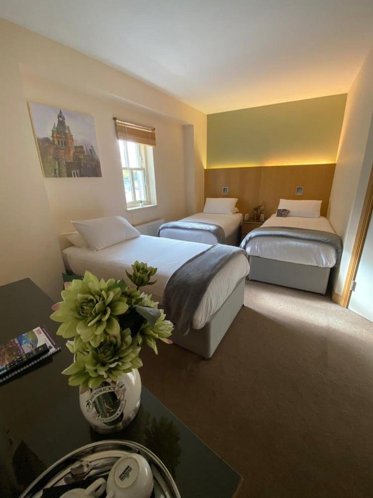 דנפרמליין Rooms At 29 Bruce Street מראה חיצוני תמונה